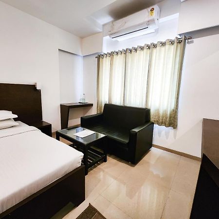 Hotel Rajwada Aurangabad Экстерьер фото